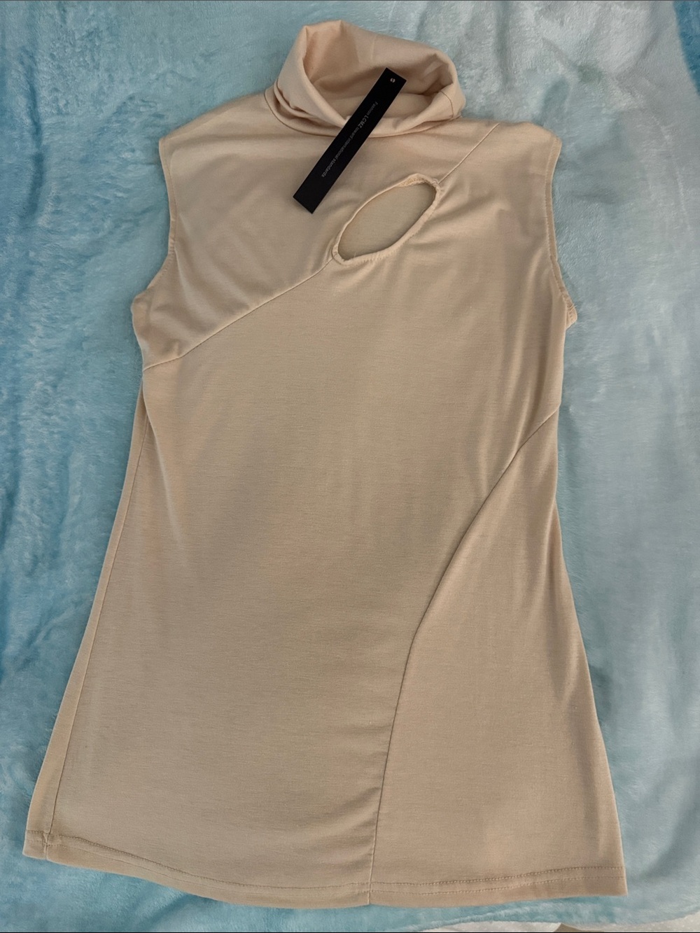 Sleeveless Turtleneck Top with Cutout in Beige